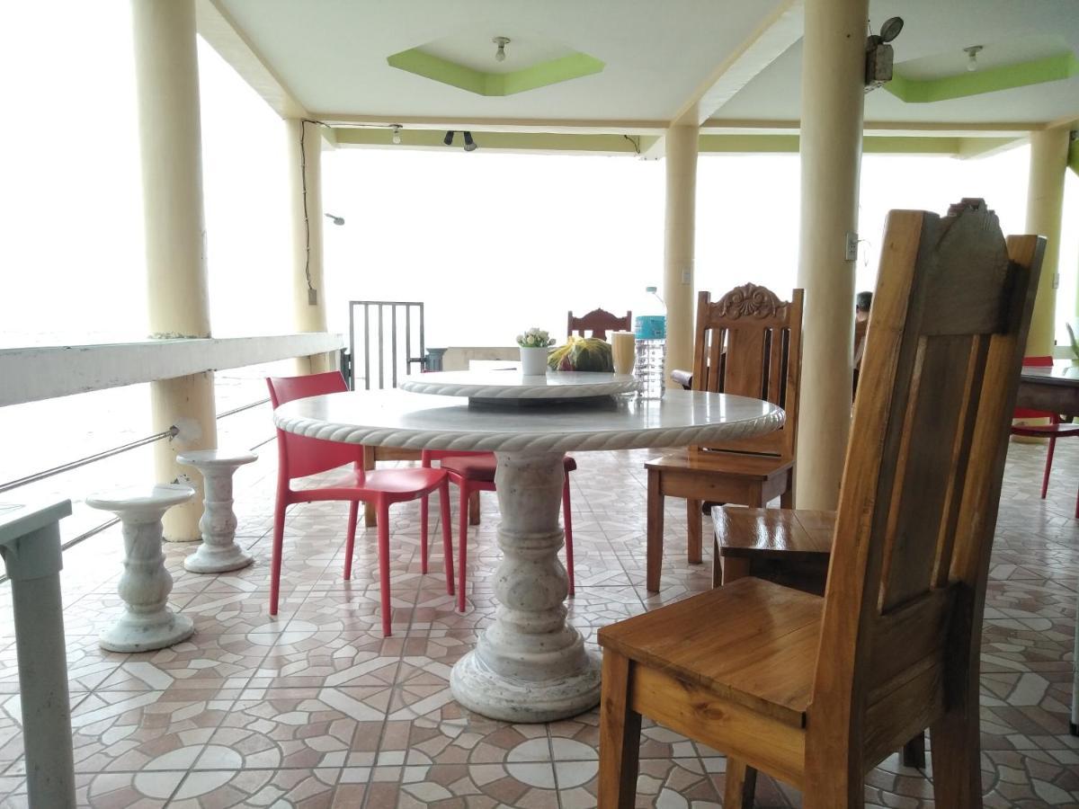 Sascha'S Resort Oslob Bagian luar foto